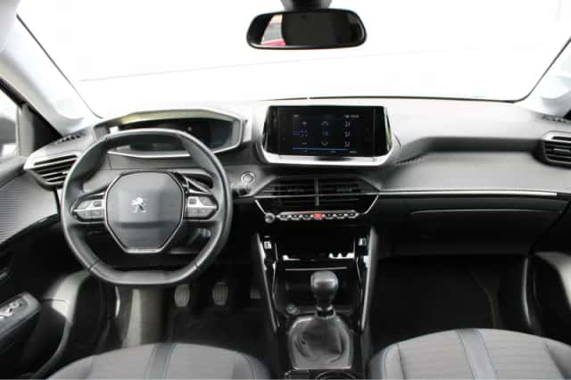 Peugeot 208 (2021) thumbnail 15