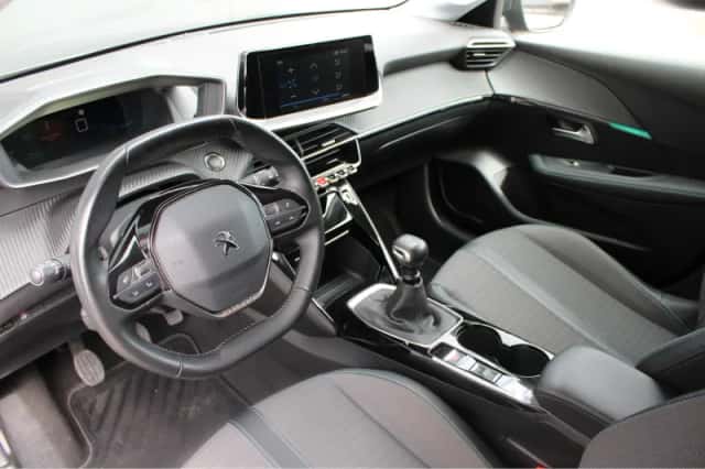 Peugeot 208 (2021) thumbnail 18