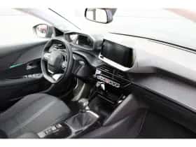 Peugeot 208 (2021) thumbnail 3