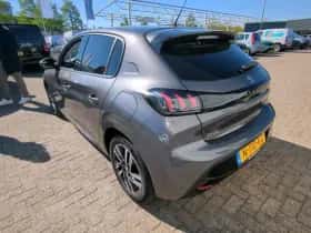 Peugeot 208 (2021) thumbnail 4
