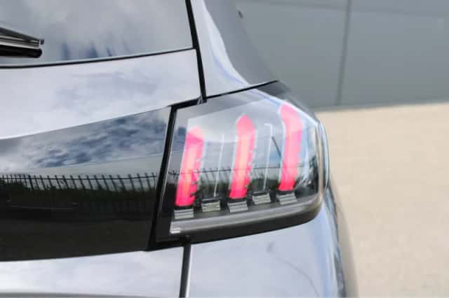 Peugeot 208 (2021) thumbnail 31