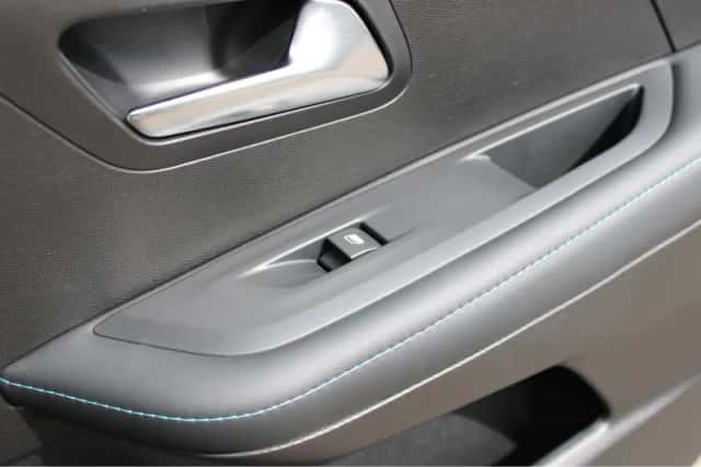 Peugeot 208 (2021) thumbnail 6