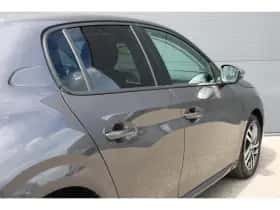 Peugeot 208 (2021) thumbnail 10