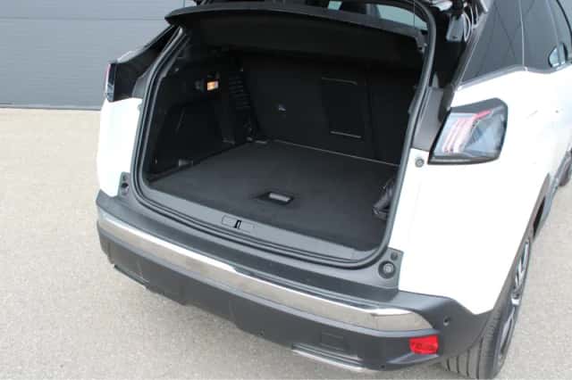 Peugeot 3008 (2021) thumbnail 16
