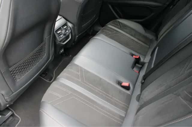 Peugeot 3008 (2021) thumbnail 18