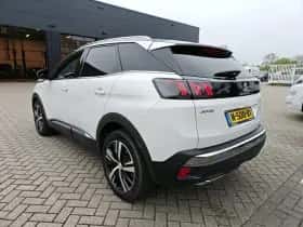 Peugeot 3008 (2021) thumbnail 3