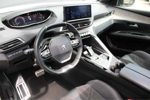 Peugeot 3008 (2021) thumbnail 25