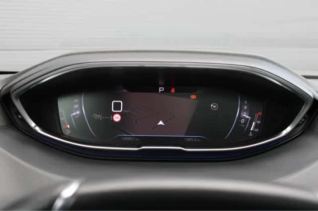 Peugeot 3008 (2021) thumbnail 33