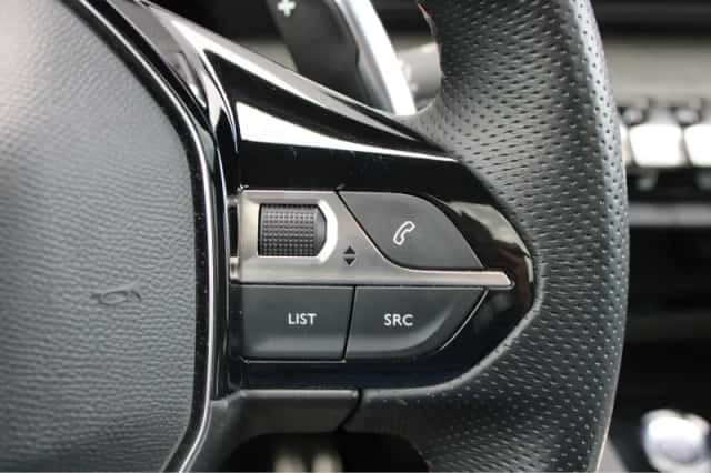 Peugeot 3008 (2021) thumbnail 35
