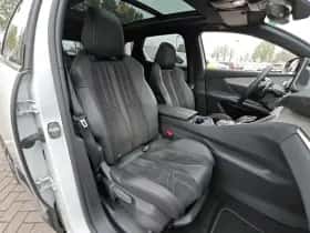 Peugeot 3008 (2021) thumbnail 6