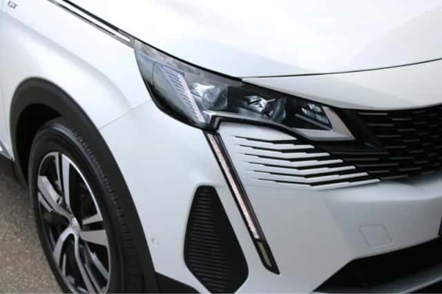 Peugeot 3008 (2021) thumbnail 10