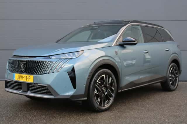 Peugeot 5008 (2026) thumbnail 1