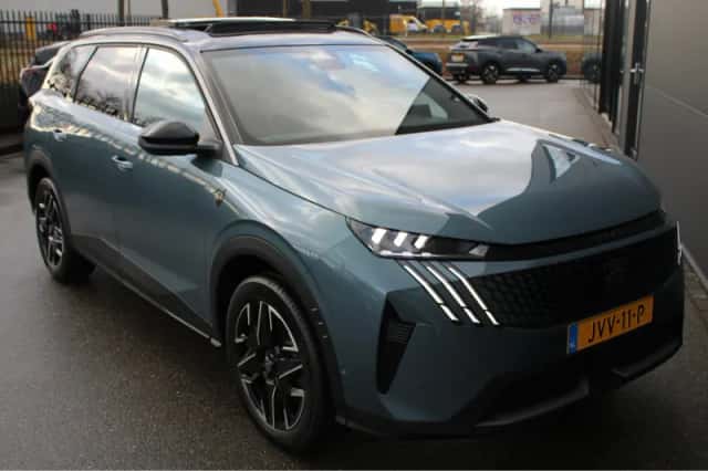 Peugeot 5008 (2026) thumbnail 8
