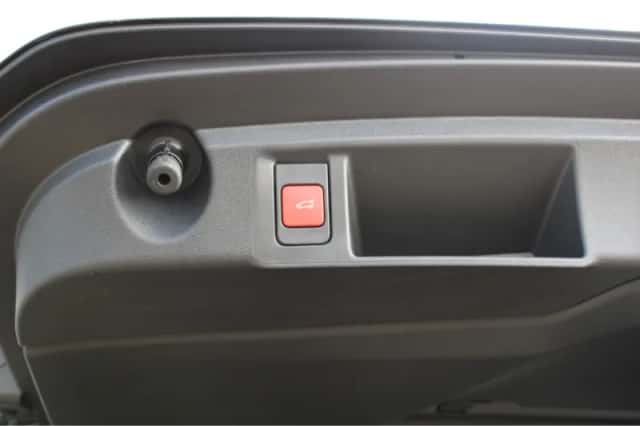 Peugeot e-308 (2026) thumbnail 16