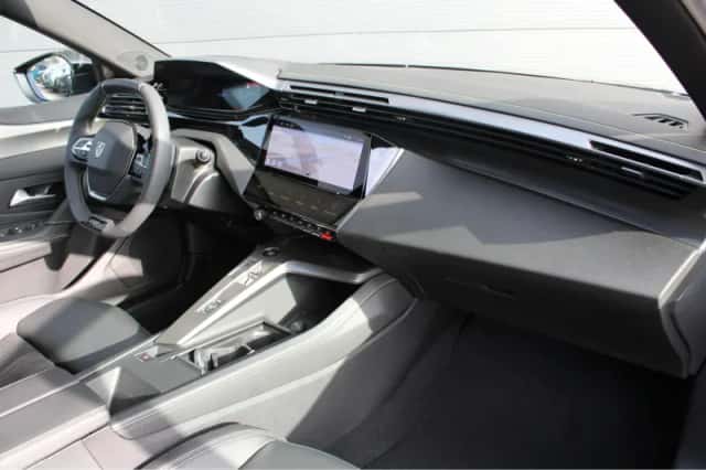 Peugeot e-308 (2026) thumbnail 3