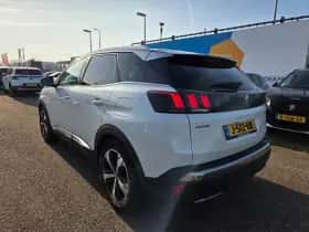 Peugeot 3008 (2020) thumbnail 3