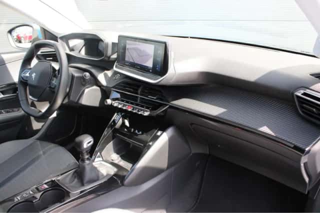 Peugeot 208 (2021) thumbnail 3