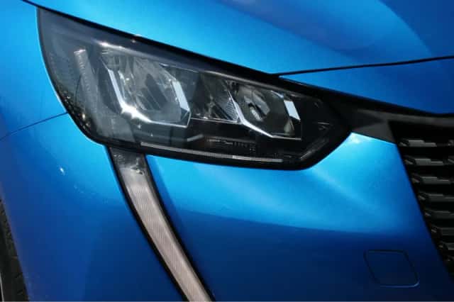 Peugeot 208 (2021) thumbnail 36