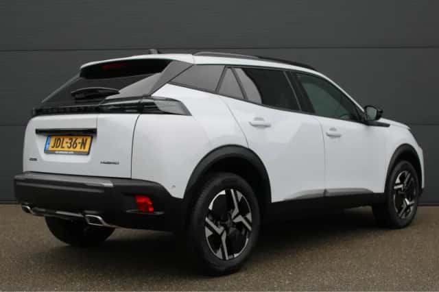 Peugeot 2008 (2025) thumbnail 2