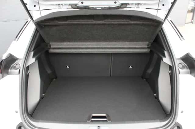 Peugeot 2008 (2025) thumbnail 12
