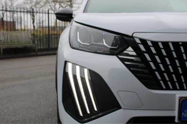 Peugeot 2008 (2025) thumbnail 37