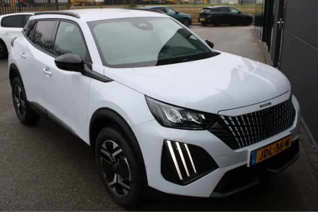 Peugeot 2008 (2025) thumbnail 8