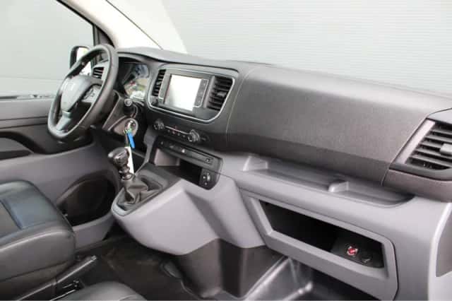 Peugeot Expert (2021) thumbnail 3