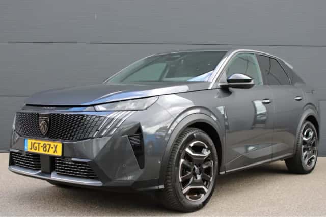 Peugeot e-3008 (2025) thumbnail 1