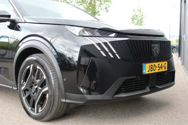 Peugeot 3008 (2025) thumbnail 6