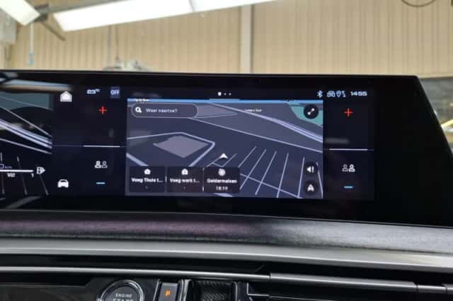 Peugeot 3008 (2025) thumbnail 6