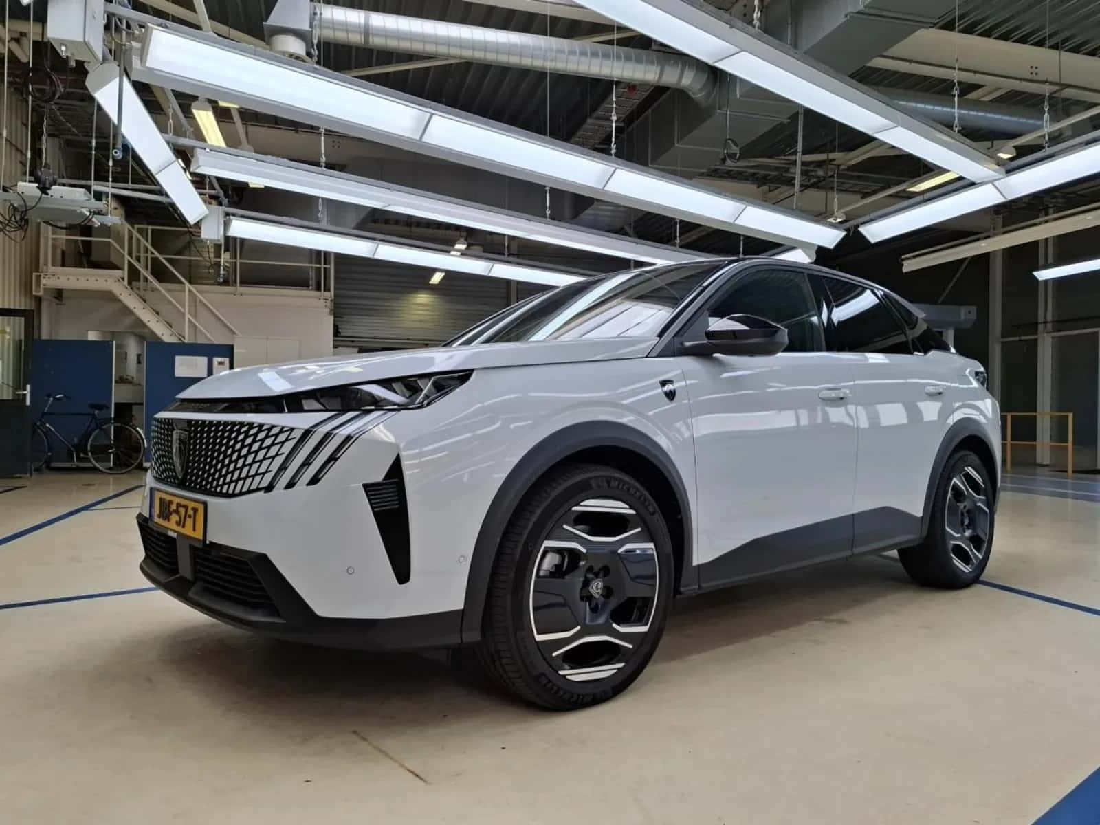 Peugeot 3008 (2025) — foto 1