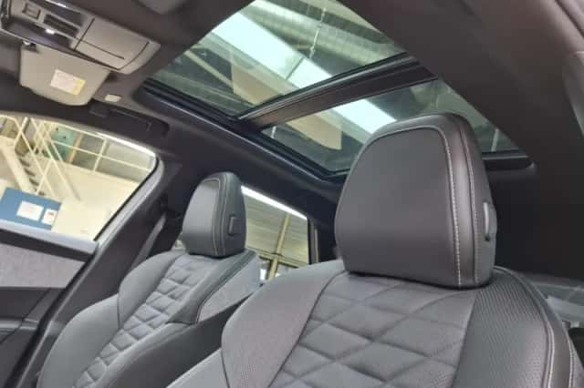Peugeot 3008 (2025) thumbnail 8