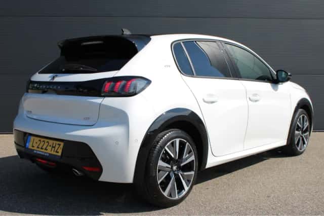 Peugeot 208 (2021) thumbnail 2