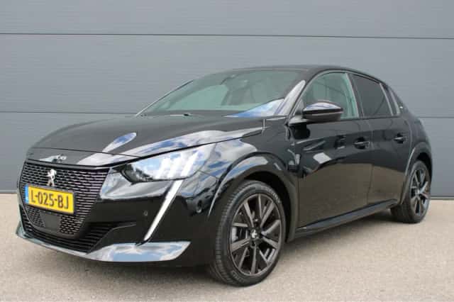 Peugeot 208 (2021) thumbnail 1