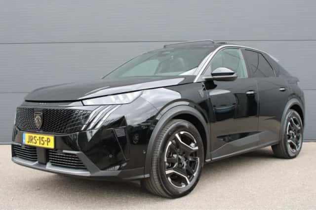 Peugeot 3008 (2025) thumbnail 1