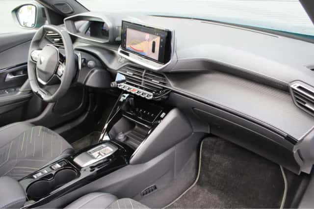 Peugeot 2008 (2025) thumbnail 3