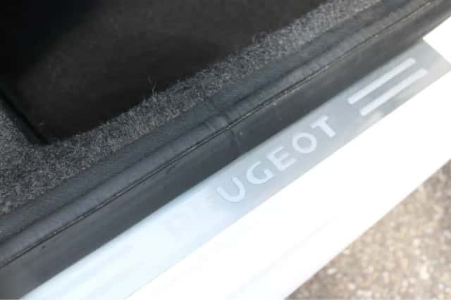 Peugeot 107 (2013) thumbnail 6