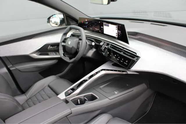 Peugeot 5008 (2026) thumbnail 3