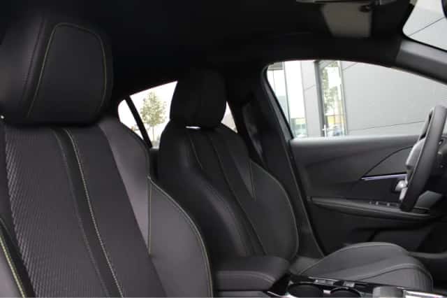 Peugeot 208 (2025) thumbnail 4