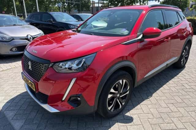 Peugeot 2008 (2021) thumbnail 1