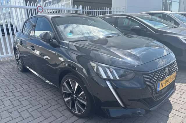 Peugeot 208 (2021) thumbnail 2