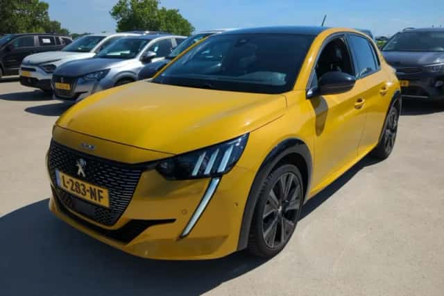 Peugeot 208 (2021) thumbnail 1