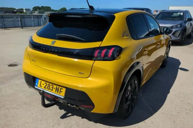 Peugeot 208 (2021) thumbnail 4