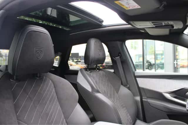 Peugeot 3008 (2025) thumbnail 3