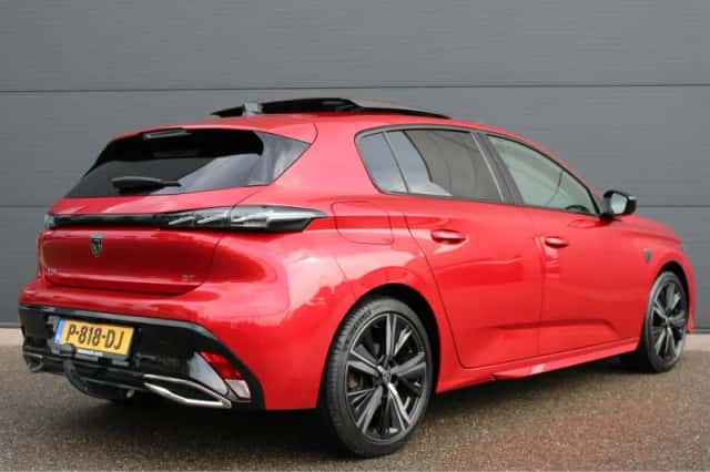 Peugeot 308 (2022) thumbnail 2