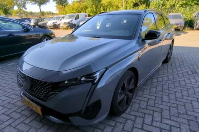 Peugeot 308 (2023) thumbnail 1