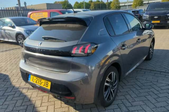 Peugeot 208 (2021) thumbnail 3