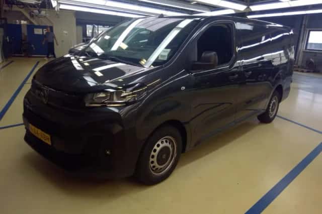 Peugeot Expert (2024) thumbnail 1