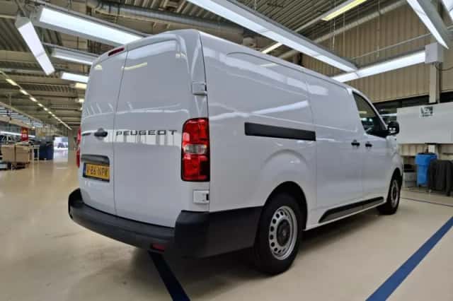 Peugeot e-Expert (2025) thumbnail 4