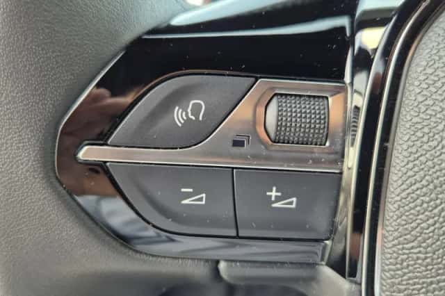 Peugeot 2008 (2024) thumbnail 16
